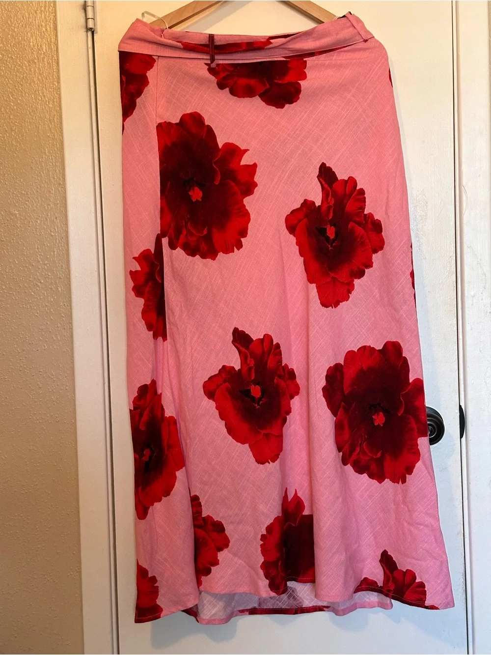 NWT Paper Heart Floral Top & Belted Maxi Skirt 2-Piece Set Pink/Red L